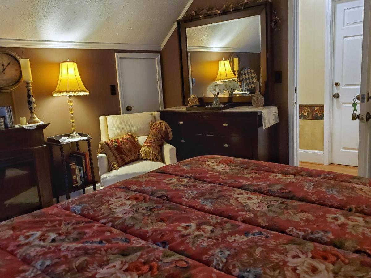 Blue Ridge Manor Bed And Breakfast Fancy Gap 外观 照片